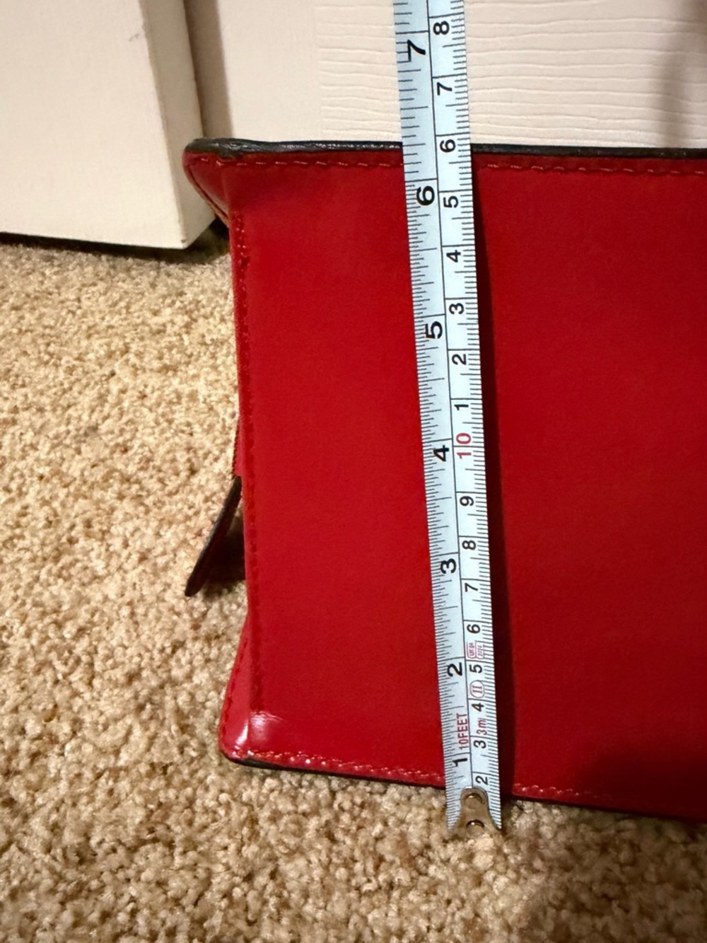 Louis Vuitton Epi Sac Triangle bag w/ matching wallet. Very unique bag. - Picture 6 of 14